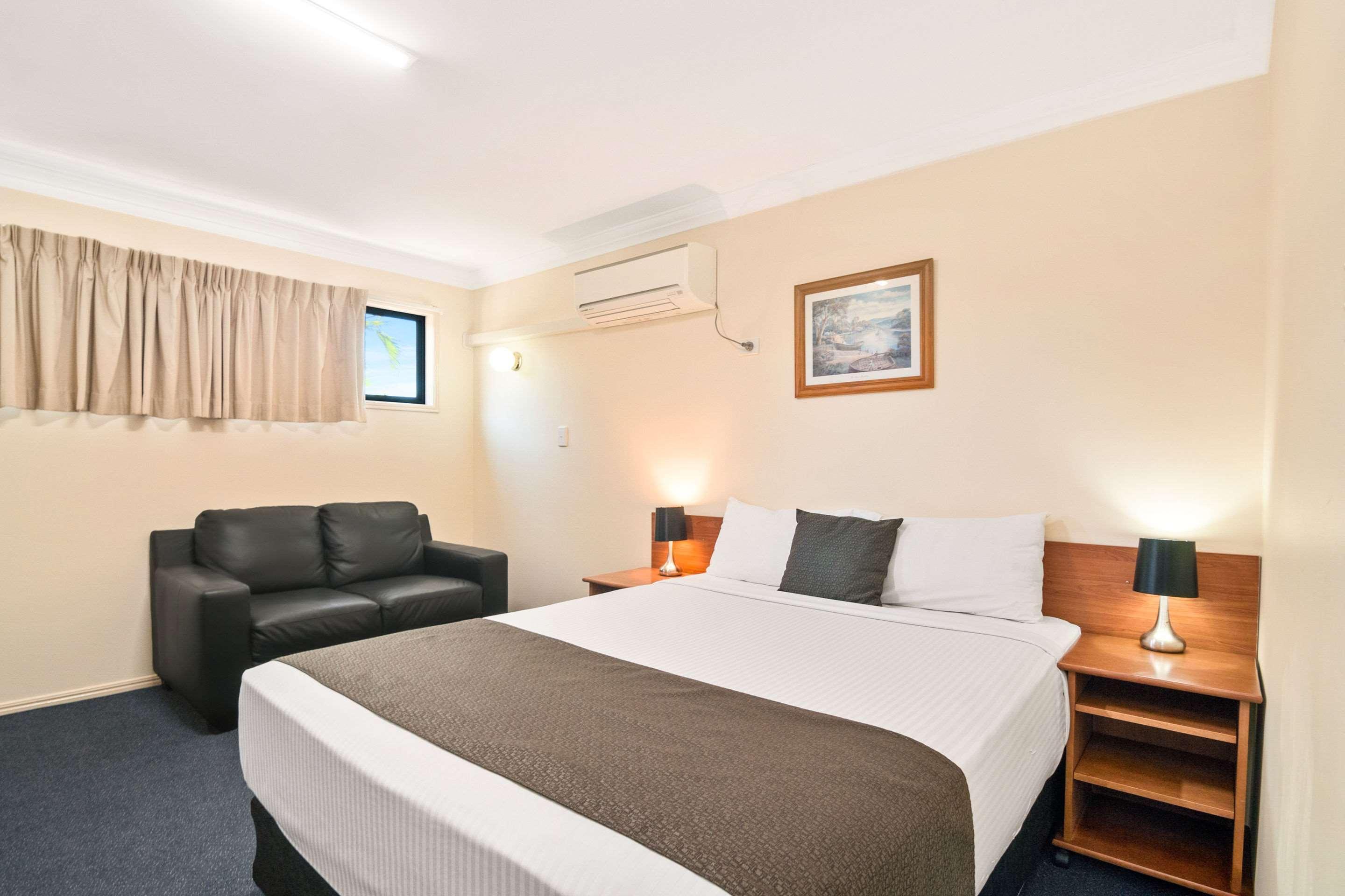 Econo Lodge Waterford Loganlea Extérieur photo