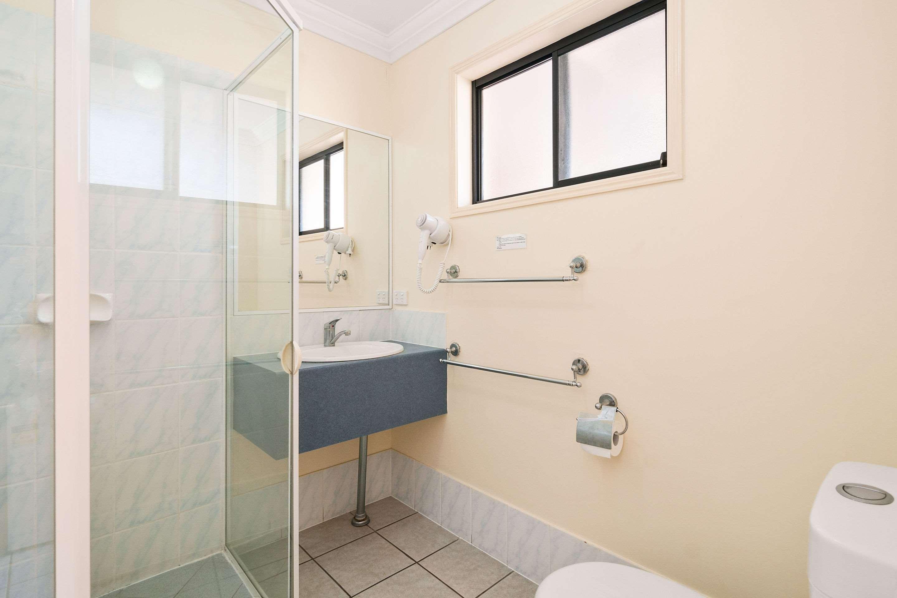 Econo Lodge Waterford Loganlea Extérieur photo