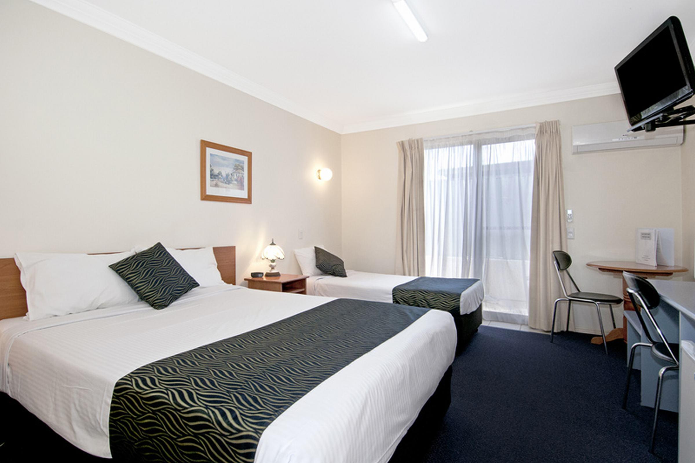 Econo Lodge Waterford Loganlea Extérieur photo