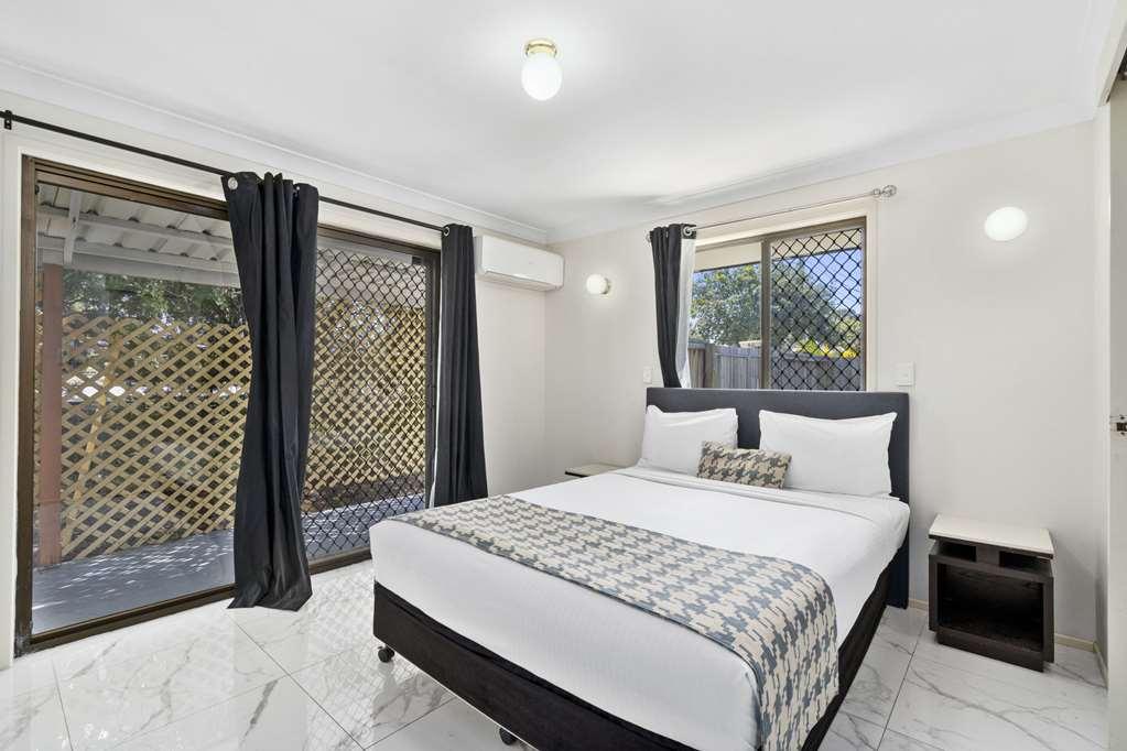 Econo Lodge Waterford Loganlea Extérieur photo